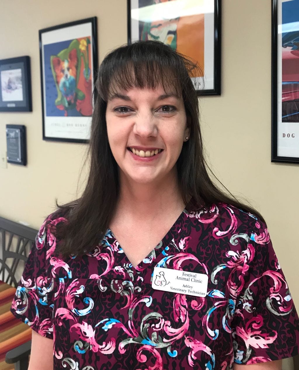 Ashley Ashley: Veterinarians in Centennial