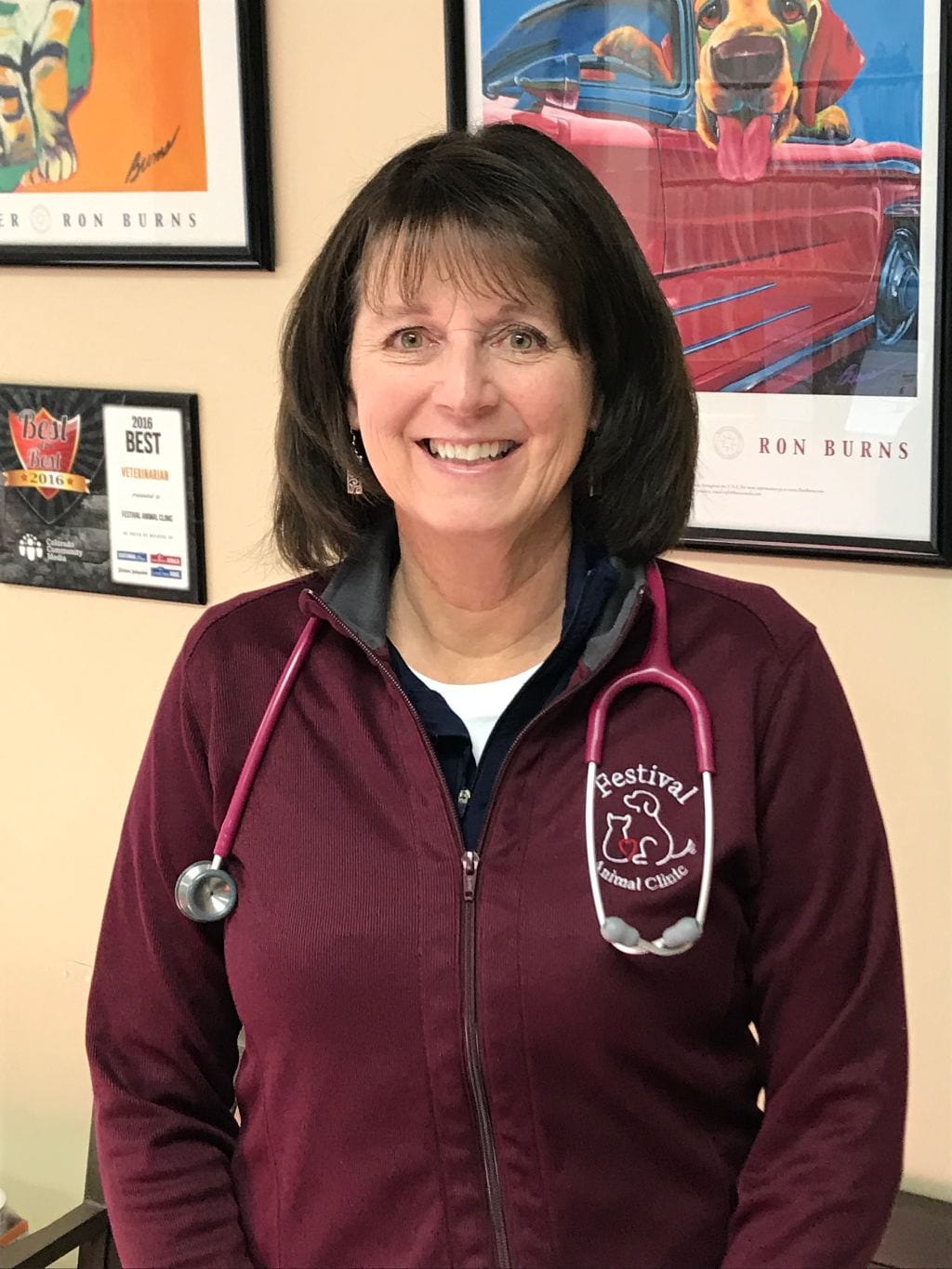 Dr. Knapp Dr. Yvonne Knapp: Veterinarians in Centennial